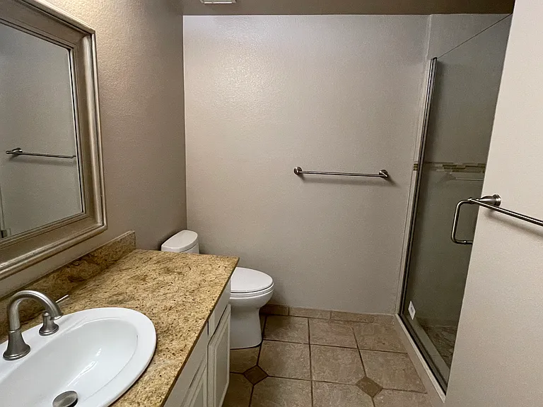 2140 Canyon Lakes Dr — Photo 6