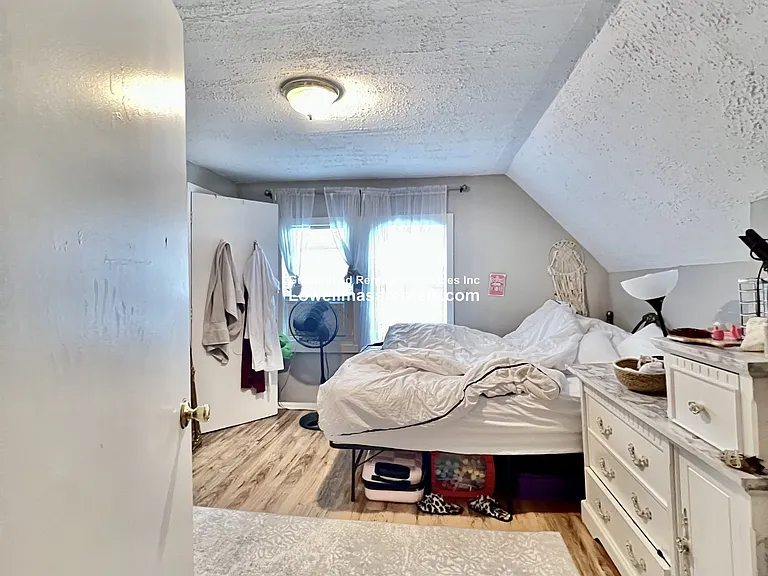 13 Phillips St — Photo 11