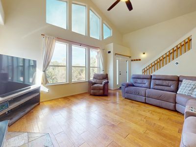 21 Forest Rd, Tijeras, NM, 87059