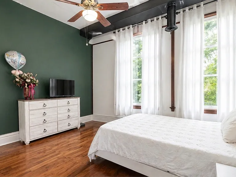 211 W 2nd St #208 — Photo 12