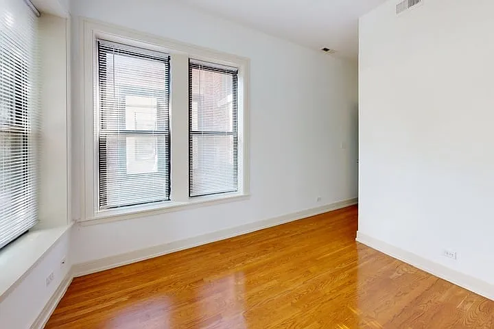 5234-5244 S. Ingleside Avenue — Photo 18