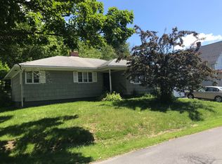 9 Epworth St, Presque Isle, ME 04769