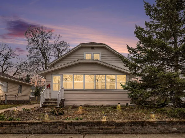 130 Montrose St NE, Grand Rapids, MI 49505