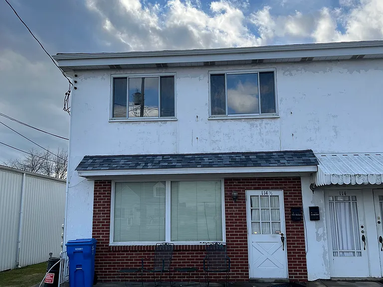 112 Allen St #114 — Photo 6