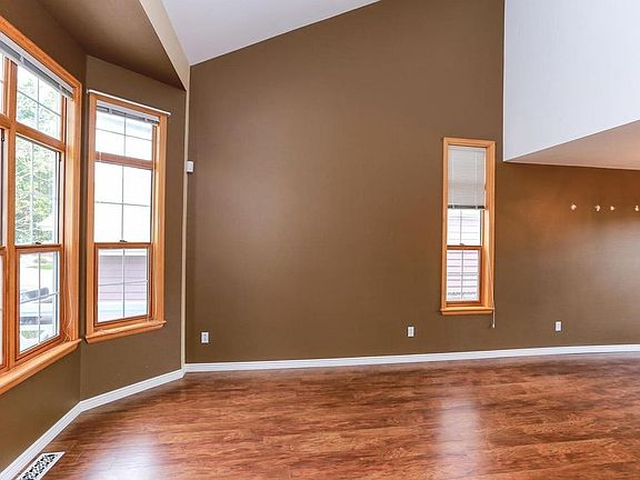 Dining & Formal sitting room