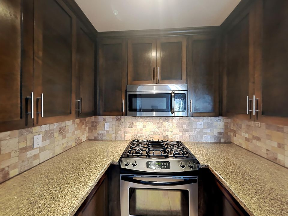 Kitchen with plenty of cabinet space