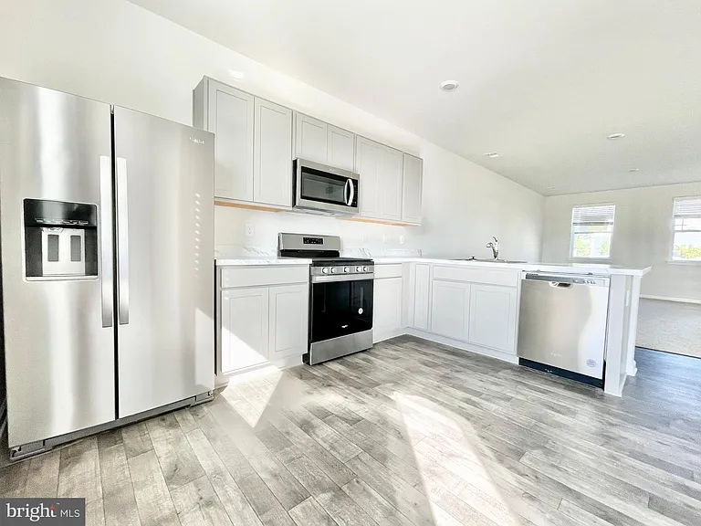 522 Ridgely Blvd — Photo 6