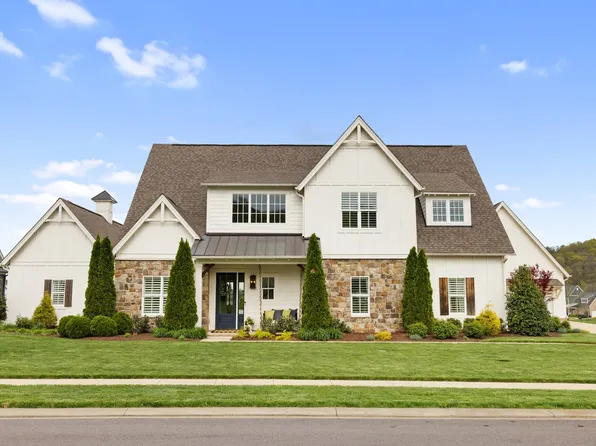 6800 Chatterton Dr, College Grove, TN 37046
