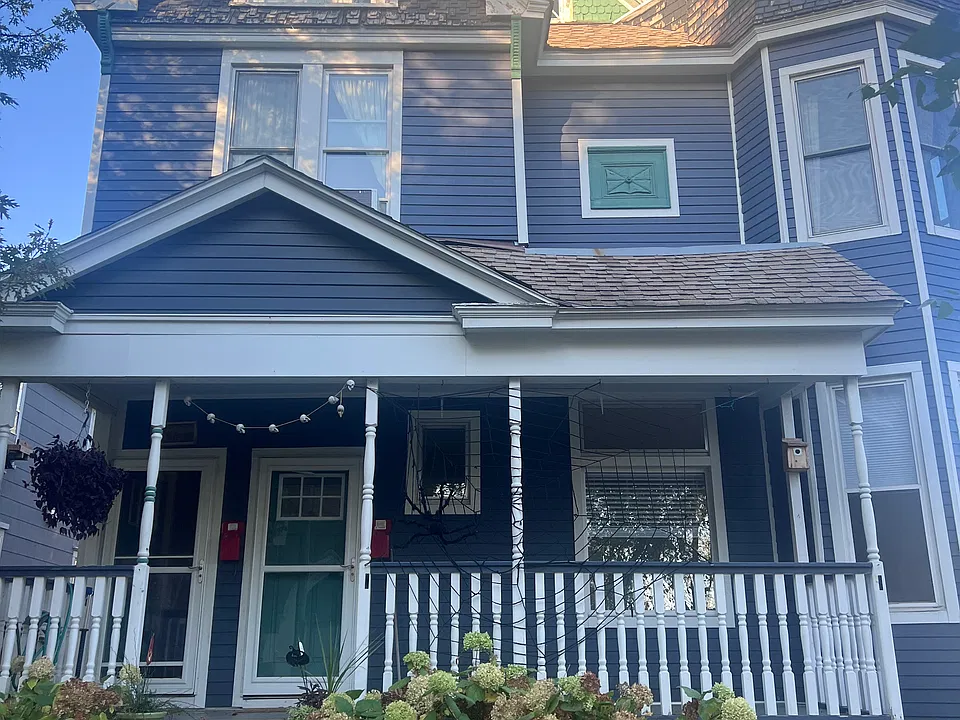 115 Victoria St N #117