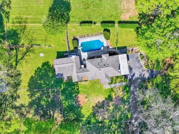 150 Burgess Dr, Springville, AL 35146