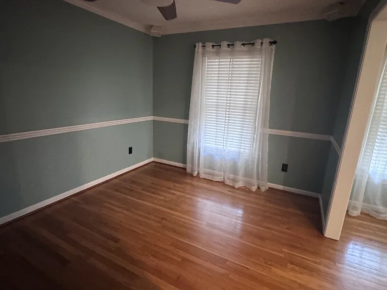 660 Village Green Pkwy — Photo 3