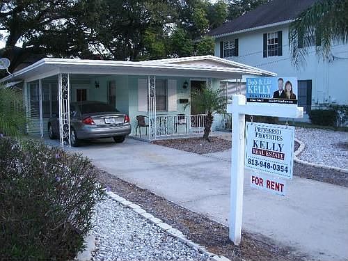 1st image of 3227 W Lawn Ave