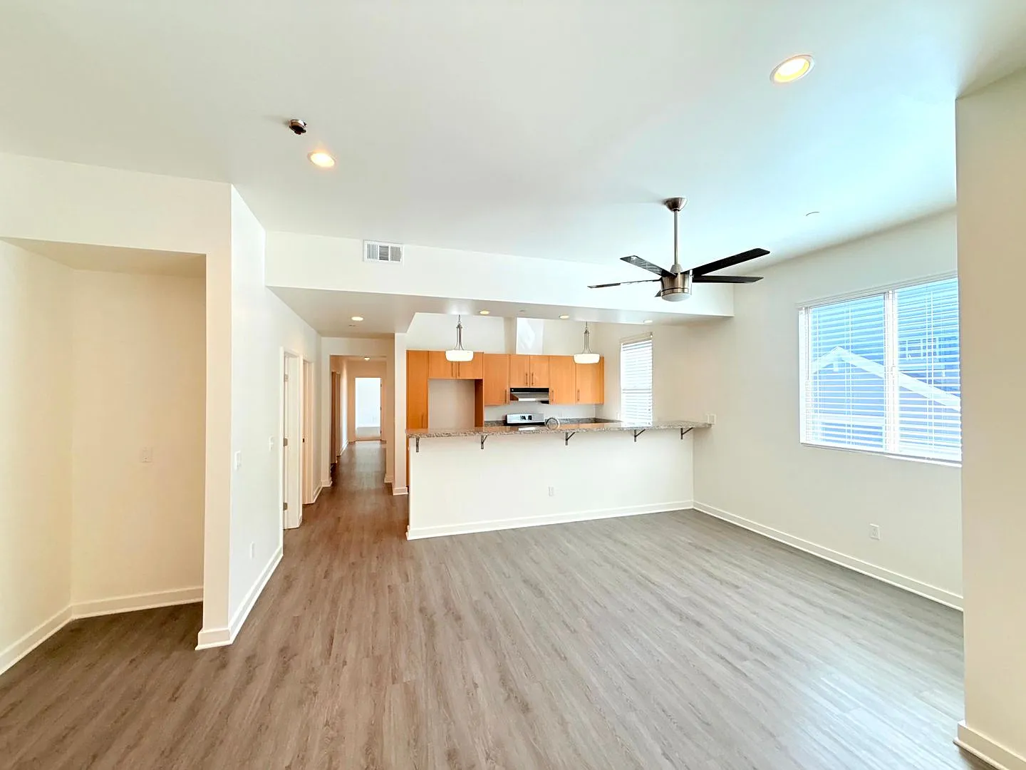 6428 Woodley Avenue — Photo 2