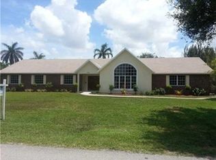 11700 SW 4th Dr, Plantation, FL 33325