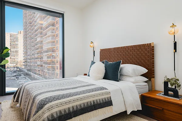 Rented by Nooklyn NYC LLC | media 32