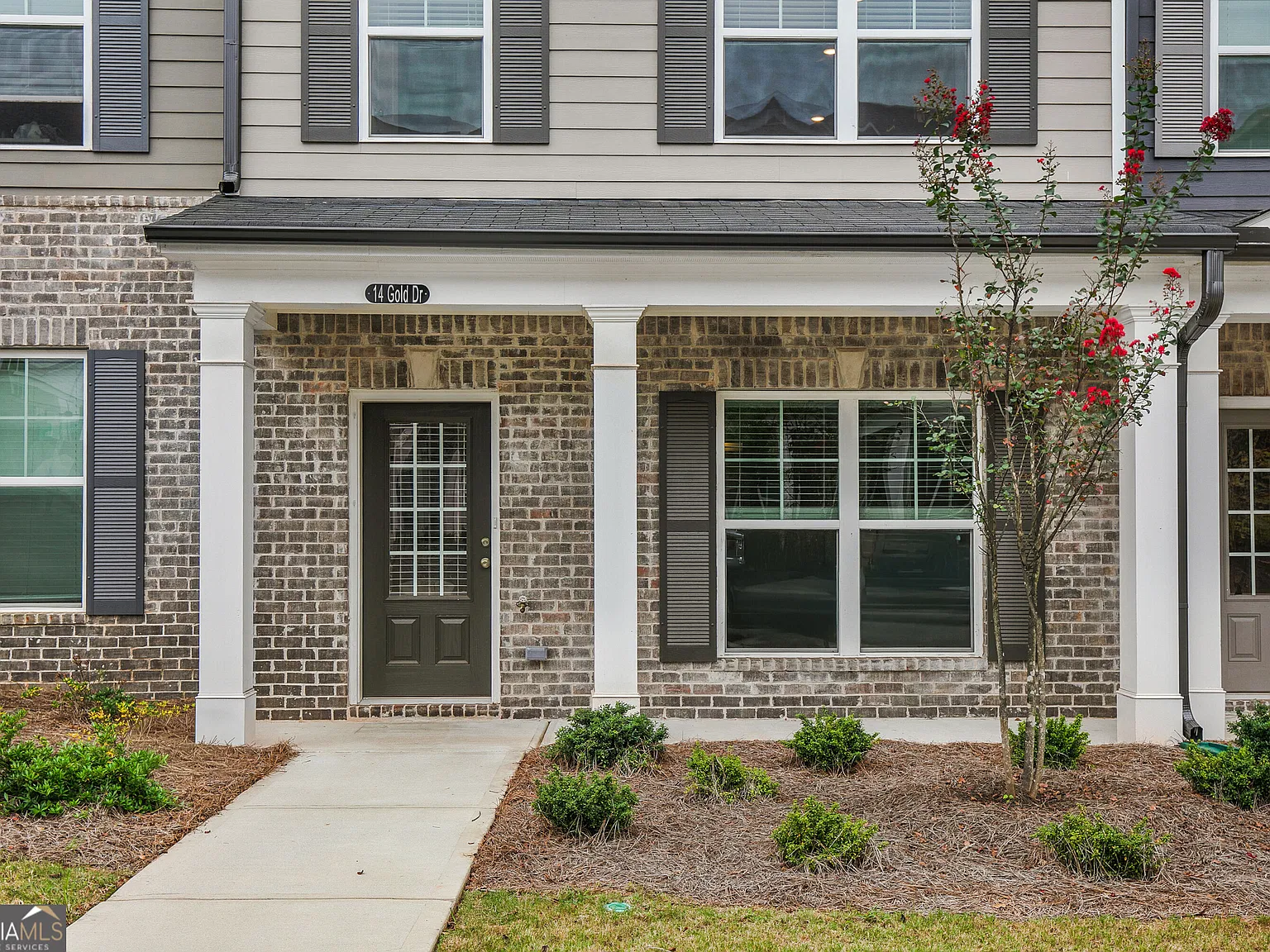 3 bed, 3.5 bath, 2000 sqft, $2,250 — Photo 4