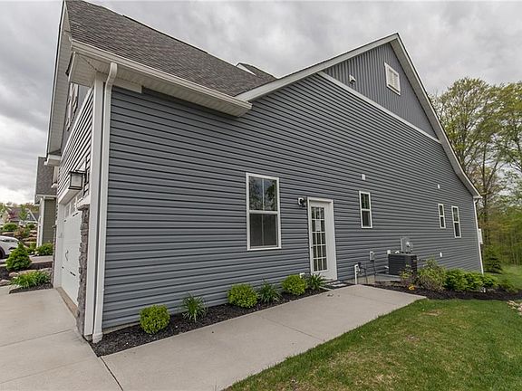 3rd image of 3251 Old Mill Dr