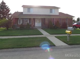 39921 Waldorf, Rochester, MI 48308
