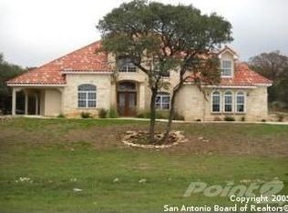 8638 Willow Wind Dr, Boerne, TX 78015