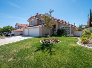 38852 Edgemont Dr, Palmdale, CA 93551