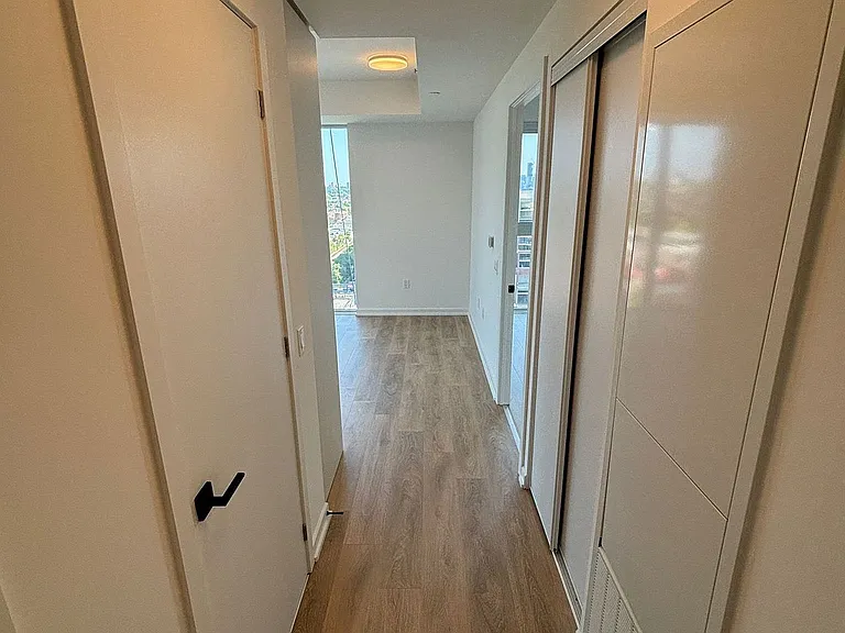 1285 Dupont St #1409 — Photo 7