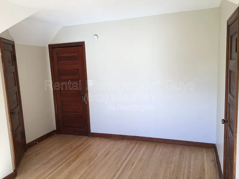 2715 Pillsbury Ave #2 — Photo 10