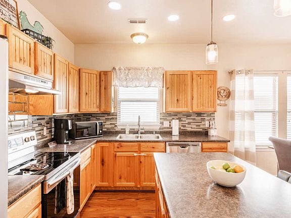 5th image of 1467 W Stone Meadow Dr