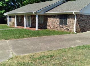 100 S Meadow Pl, Clarksville, AR 72830