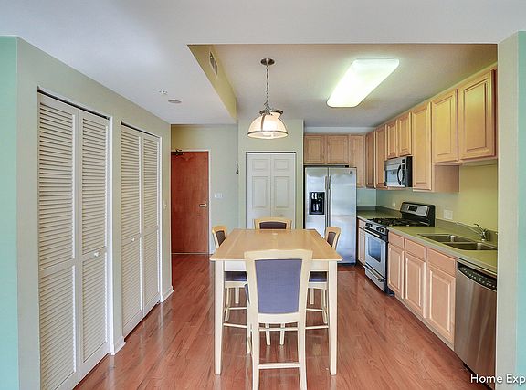 5th image of 412 McDaniels Cir APT 208