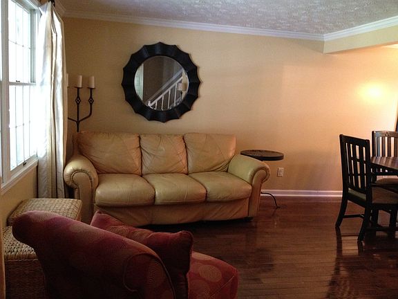 4th image of 7703 Pegotty Dr NE
