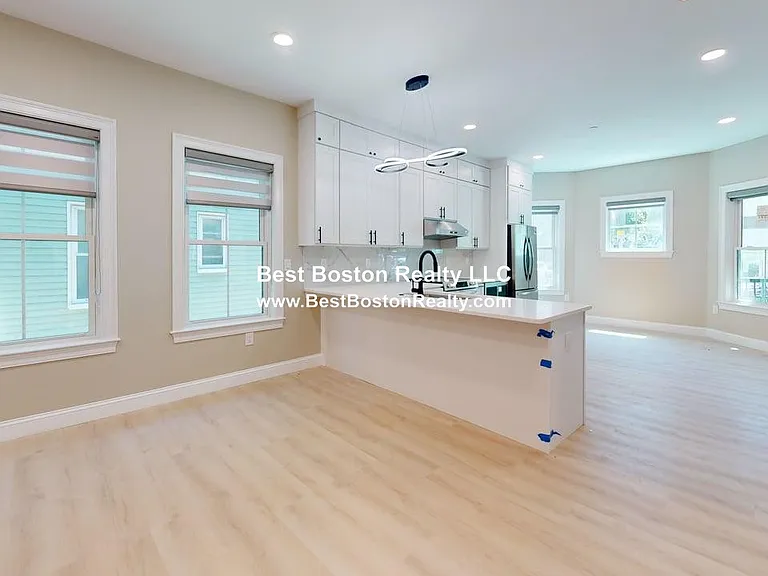 231 Highland Ave #1 — Photo 21