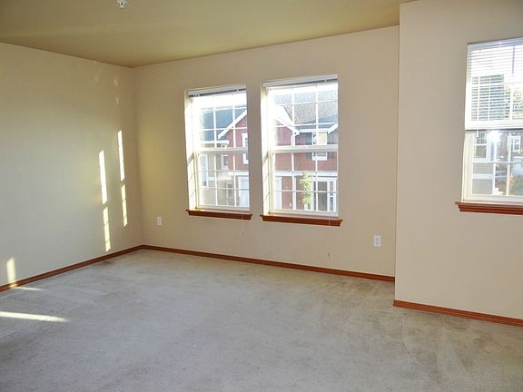 3rd image of 1007 109th Street Ct E Unit 91
