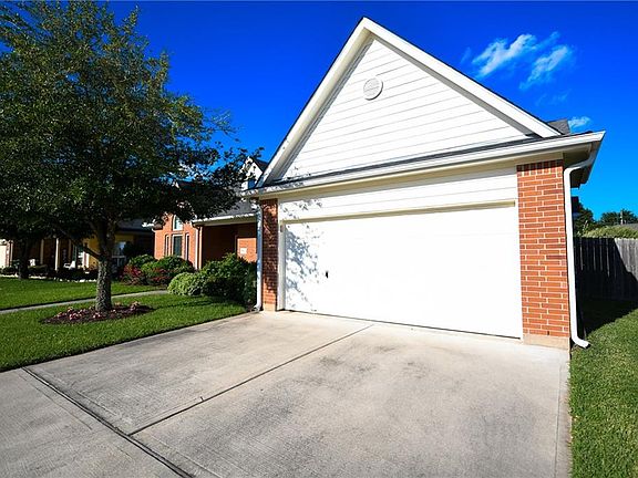 2nd image of 405 Sweet Pea Ct