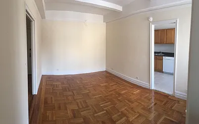Rented by Roberto Guilbet, LREB