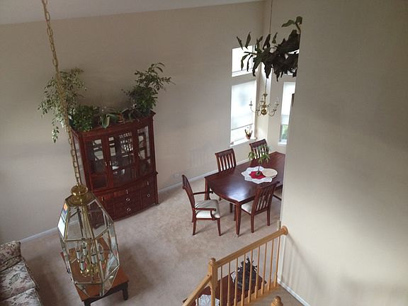 4th image of 1192 Hillcrest Ln
