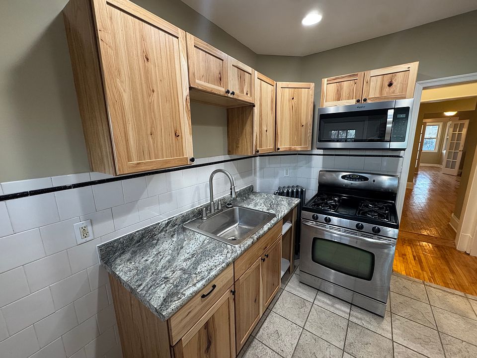 1st image of 3315 Bryant Ave S APT 201