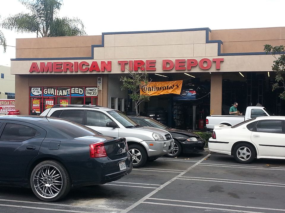 1st image of 14090 Rosecrans Avenue