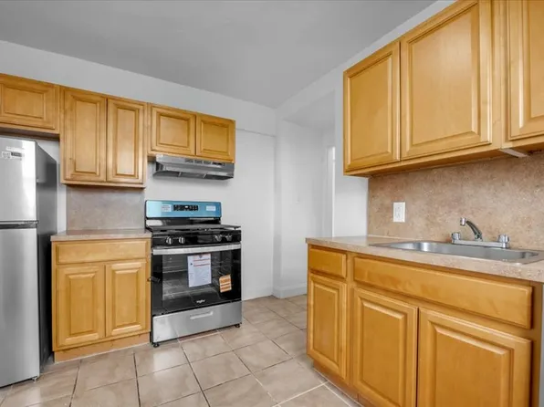 425 East 26th Street image 8 of 16