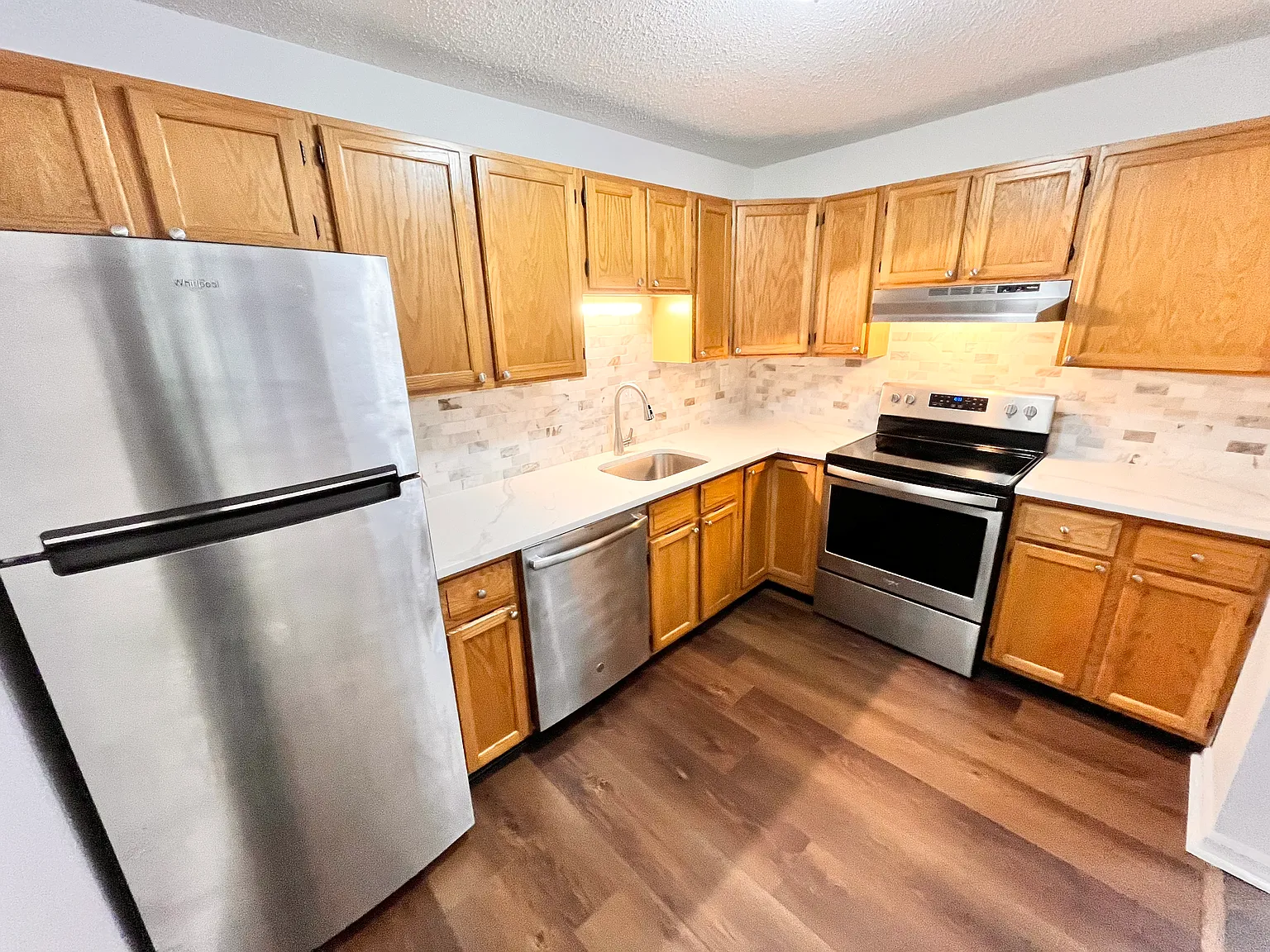 2 bed, 660 sqft, $2,000 — Photo 4