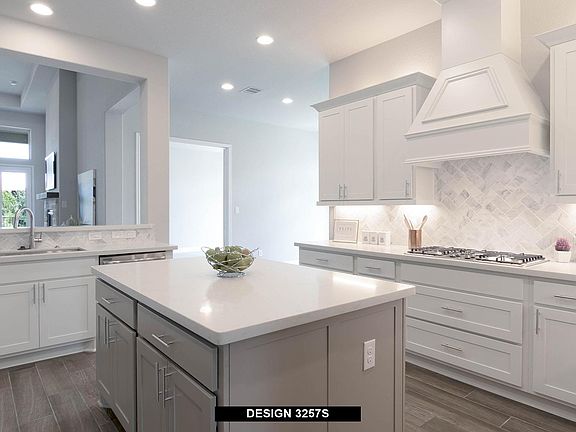 2nd image of 213 Pienza Dr