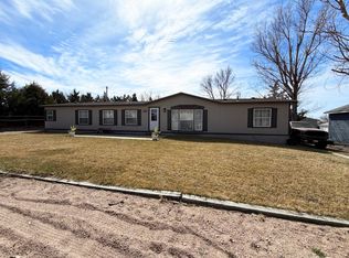 14 Petersons #2, Lewellen, NE 69147