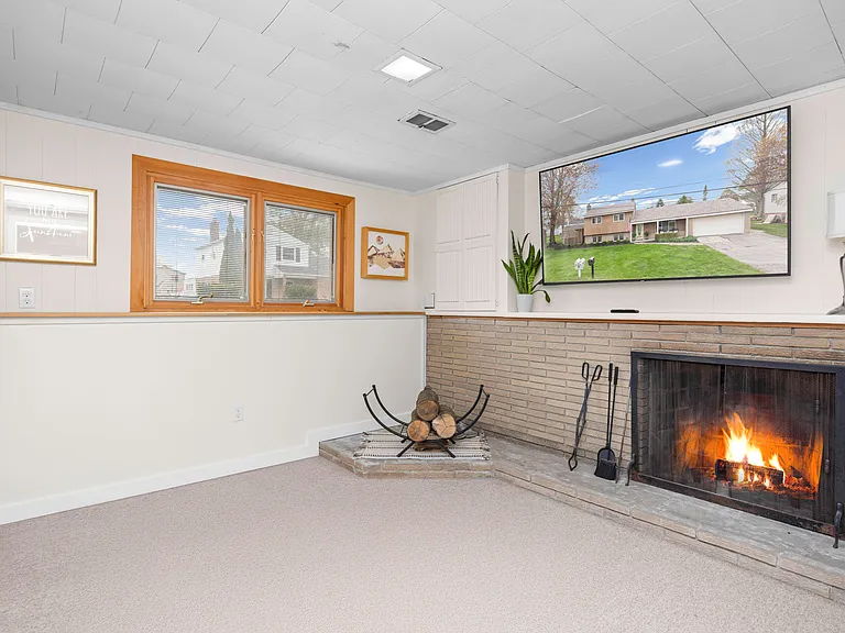 38027 Mallast St — Photo 26