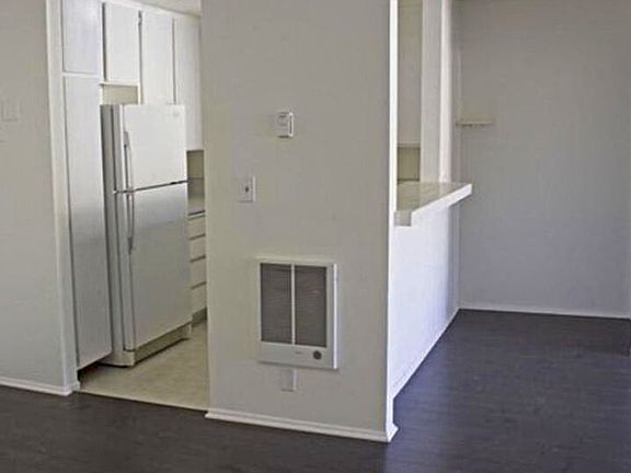 5th image of 23901 Civic Center Way APT 257