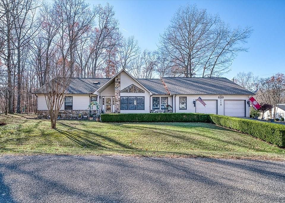 1st image of 118 Glenwood Dr