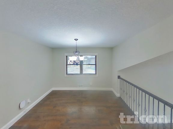5th image of 1916 Lamplight Dr
