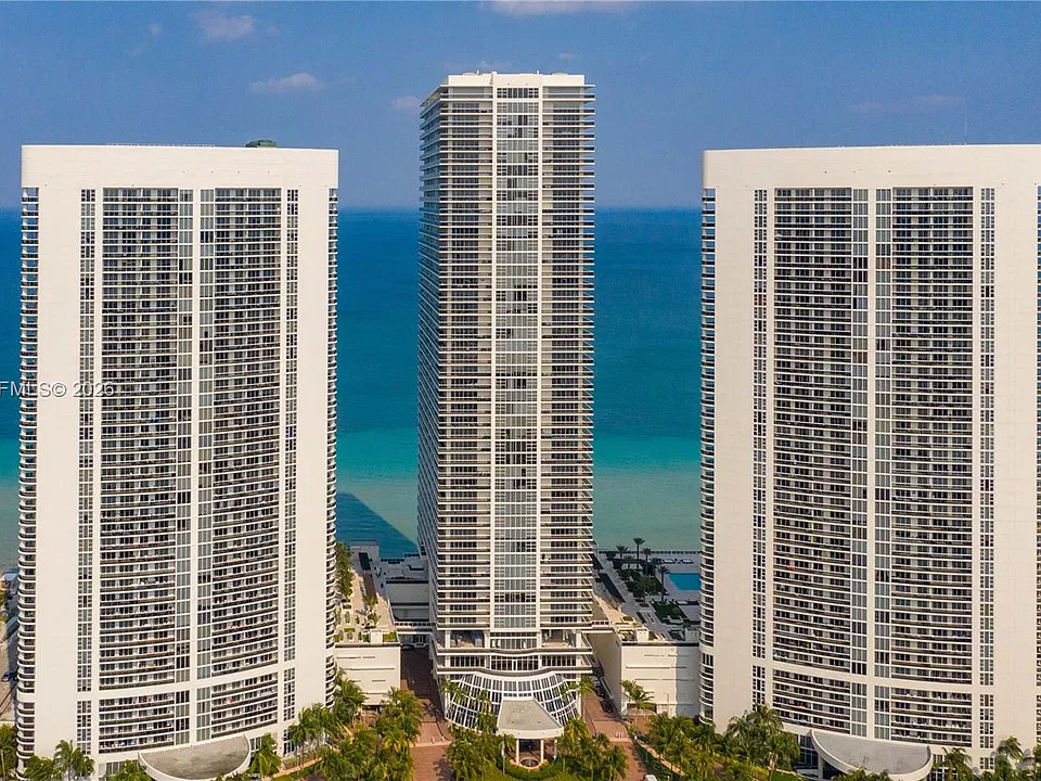 1830 S Ocean Dr #2104