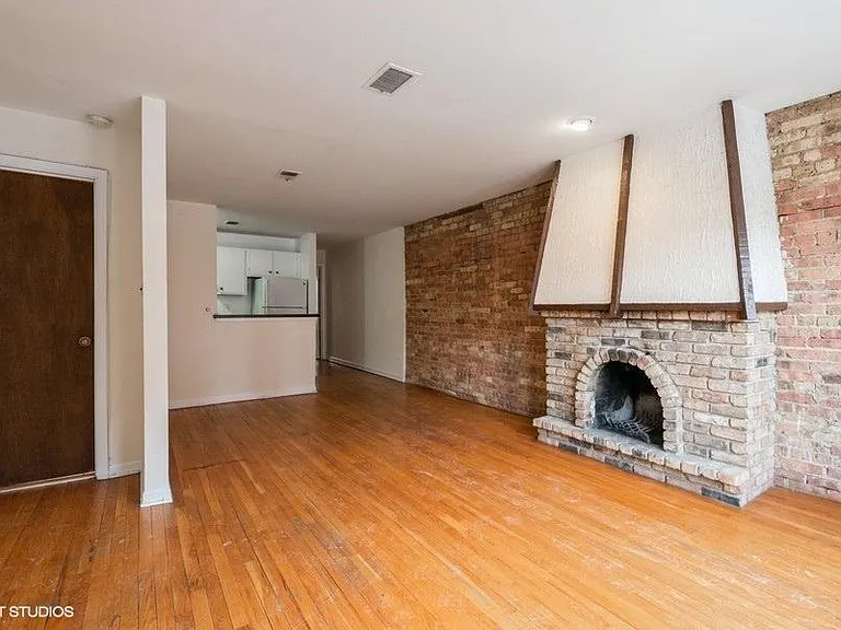 2921 N Sheffield Ave #2S — Photo 5