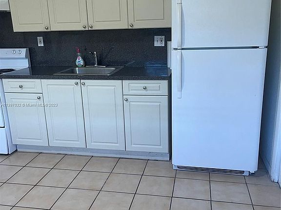 2nd image of 17242 SW 94th Ave