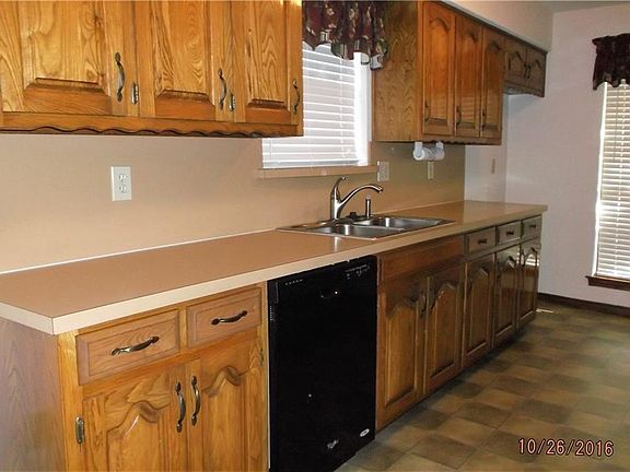5th image of 2609 Suncrest Dr