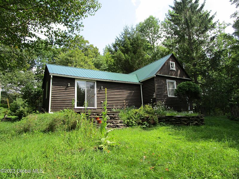 5th image of 335 Hill Road